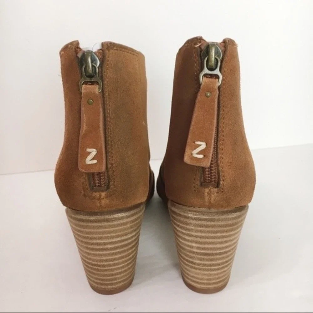 Zodiac Womens Size 6 Brown Suede Leather Block Heels Open Toe Sandals Shoes‎